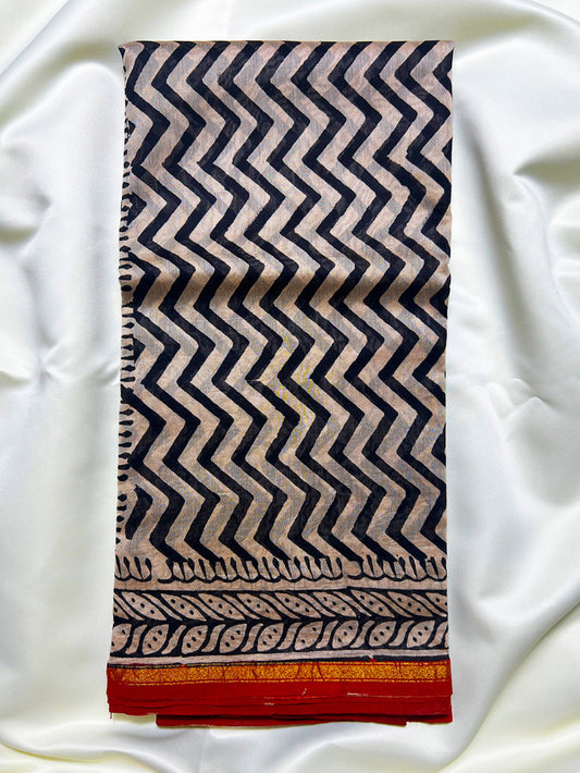 Beige Leheriya Dabu Chanderi Silk Saree